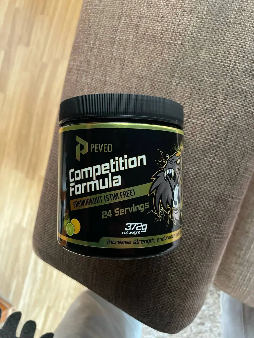 Ekte foto av en Peveo Competition Formula PWO-Stim-free-boks